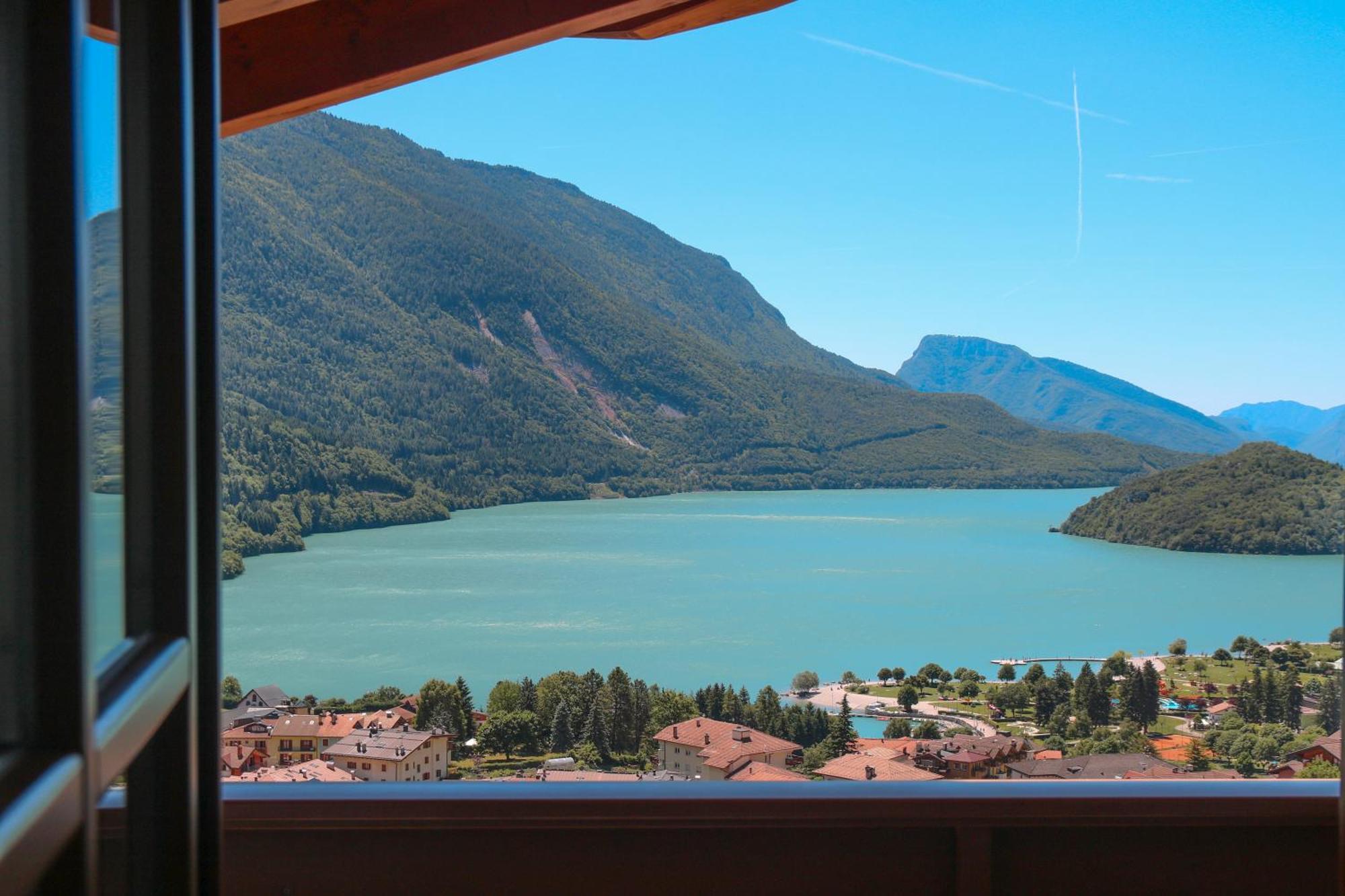 Villa La Dama Del Lago Molveno Dış mekan fotoğraf